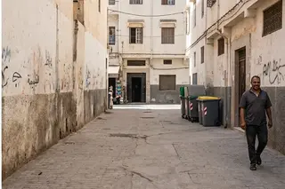 Ruelle rendue praticable après enlèvement d’un dépôt sauvage